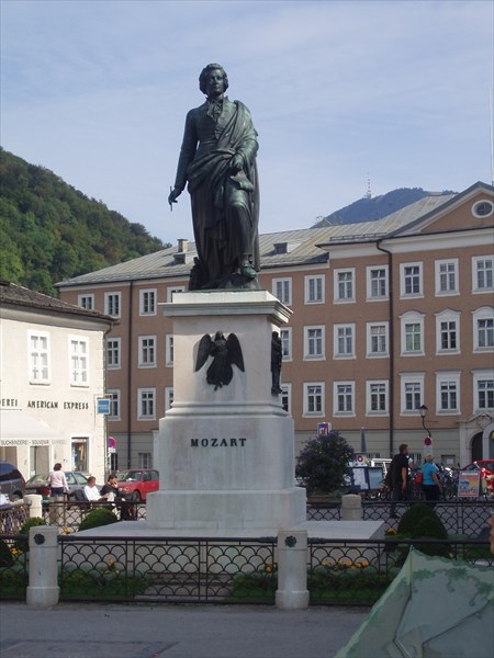 035-Памятник Моцарту
